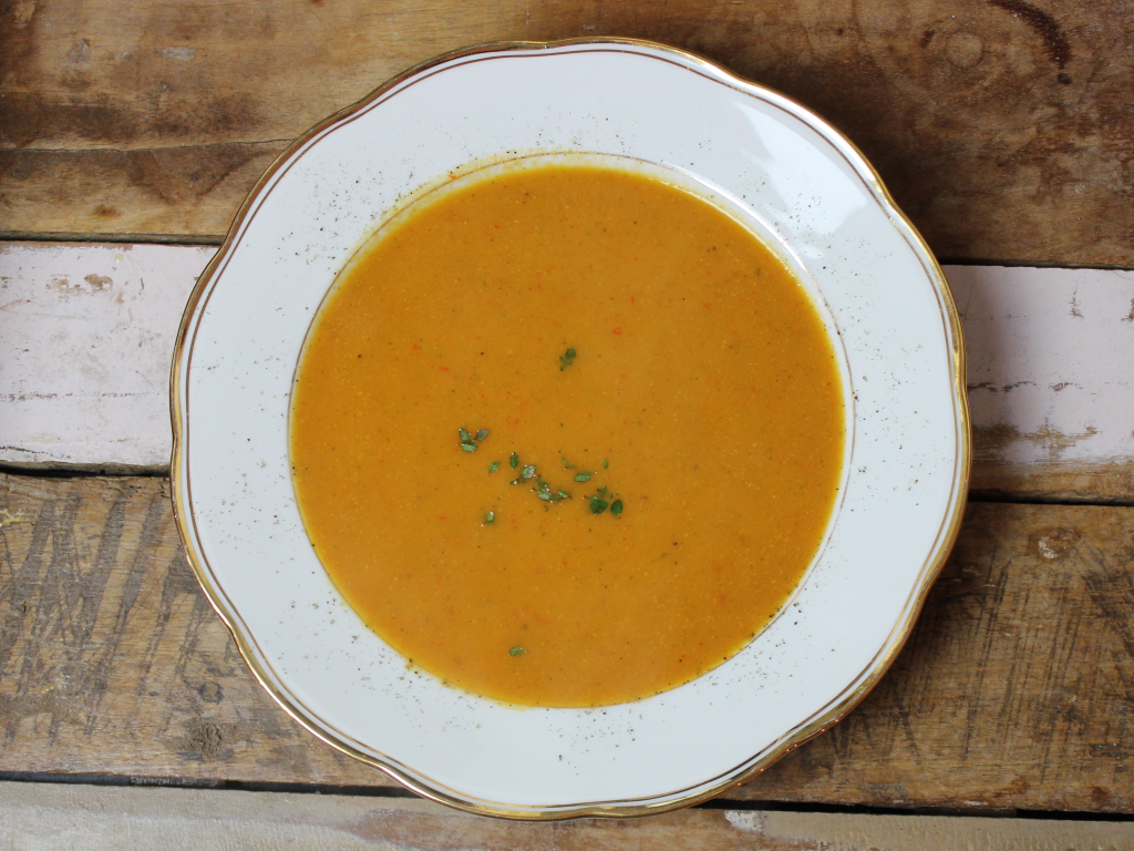 Karotten-Paprika und Auberginen Suppe - ÖKGV – Österreichischer Koch ...