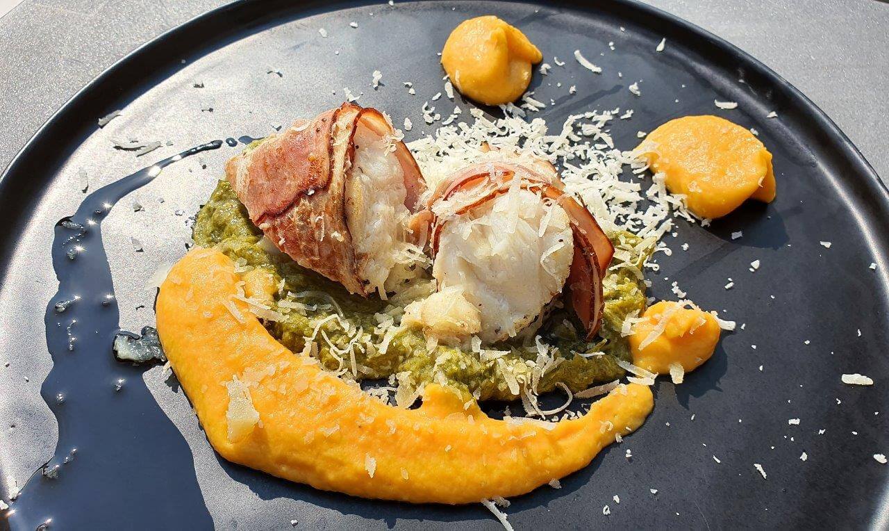 Seeteufel in Speck mit Lauch- und Süßkartoffelpüree - ÖKGV ...